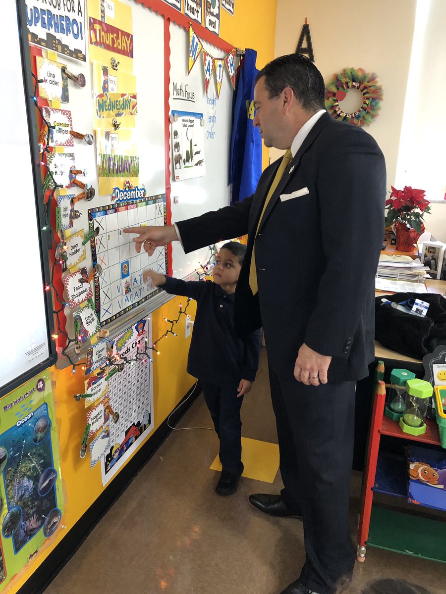 AileenVega123's tweet photo. @CoralParkElemS #PrincipalTODAY @FCANT3RO seeing where it ALL BEGINS, the foundation of it all AND getting first-hand experience #learningaboutBEEs 🐝...@cpe_prek @MiamiSup @MDCPSCommunity @CROJPACE3 @MDCPSCentral @DrvDiana @nataliazea4 @jackieCalz https://t.co/uobkIEFNi7