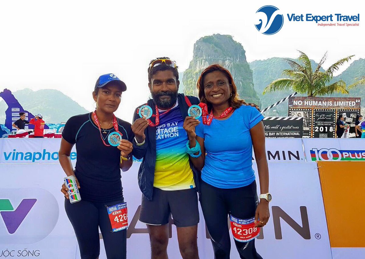 CustomizedTour's tweet image. Our group from Maldives 🇲🇻 joined Halong Bay Heritage Marathon 
#halongbay #heritagmarathon #customizedtour #vietexperttravel