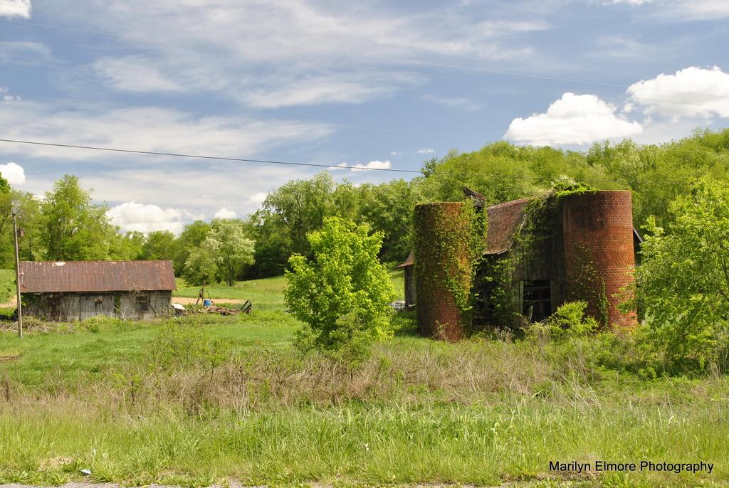I like riding to find these sights in old Dixie