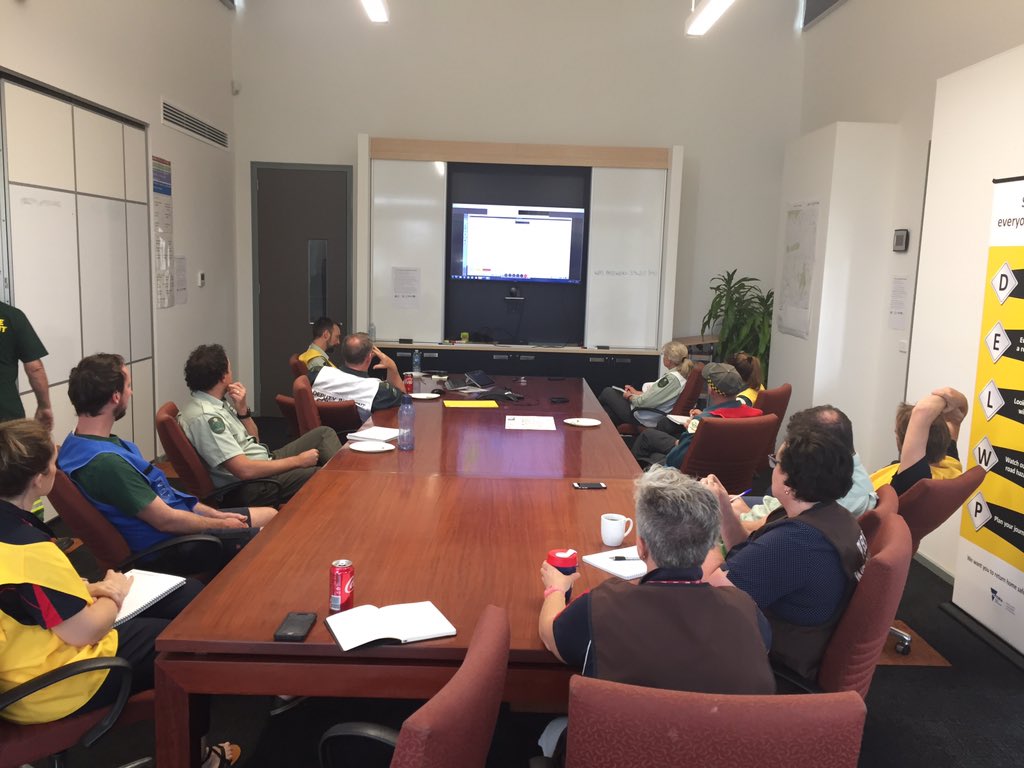 Horsham IMT, communicating, planning, and being ready with <a href="/FFMVic/">ForestFireManagement</a> @CFA_Members @Horsham_police <a href="/AmbulanceVic/">Ambulance Victoria</a> @DEDJTR <a href="/ParksVictoria/">Parks Victoria</a> municipalities and agencies. Thanks to all involved. Interoperability in action. Thanks IC Cathy and team.