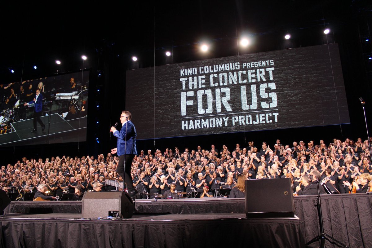 harmonycolumbus's tweet photo. We’re gonna sing out. We’re gonna march on. 
Thank you, Columbus. #InHarmony https://t.co/DfvlnV2SCY