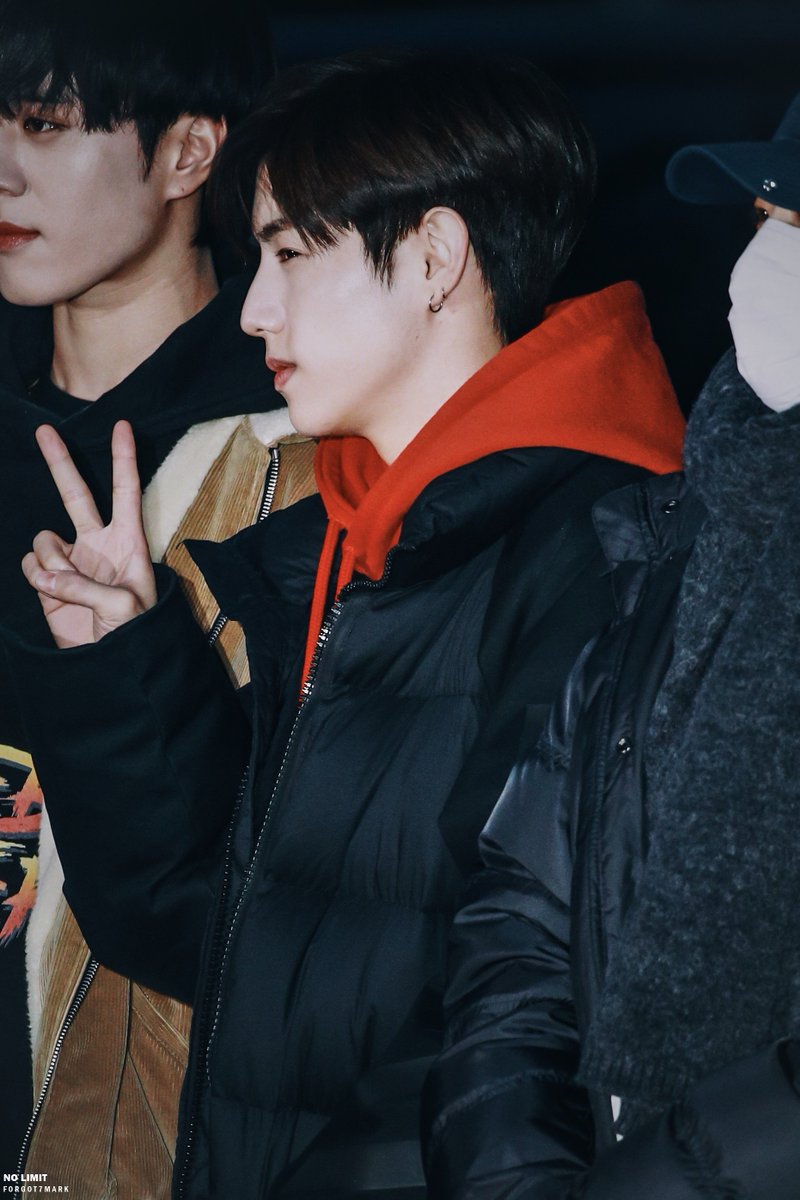 NOLIMIT0904's tweet photo. ⚡️181207  뮤직뱅크 출근

#GOT7⁠ ⁠#갓세븐⁠ ⁠#마크 #MARK https://t.co/TRTVP8TOB1
