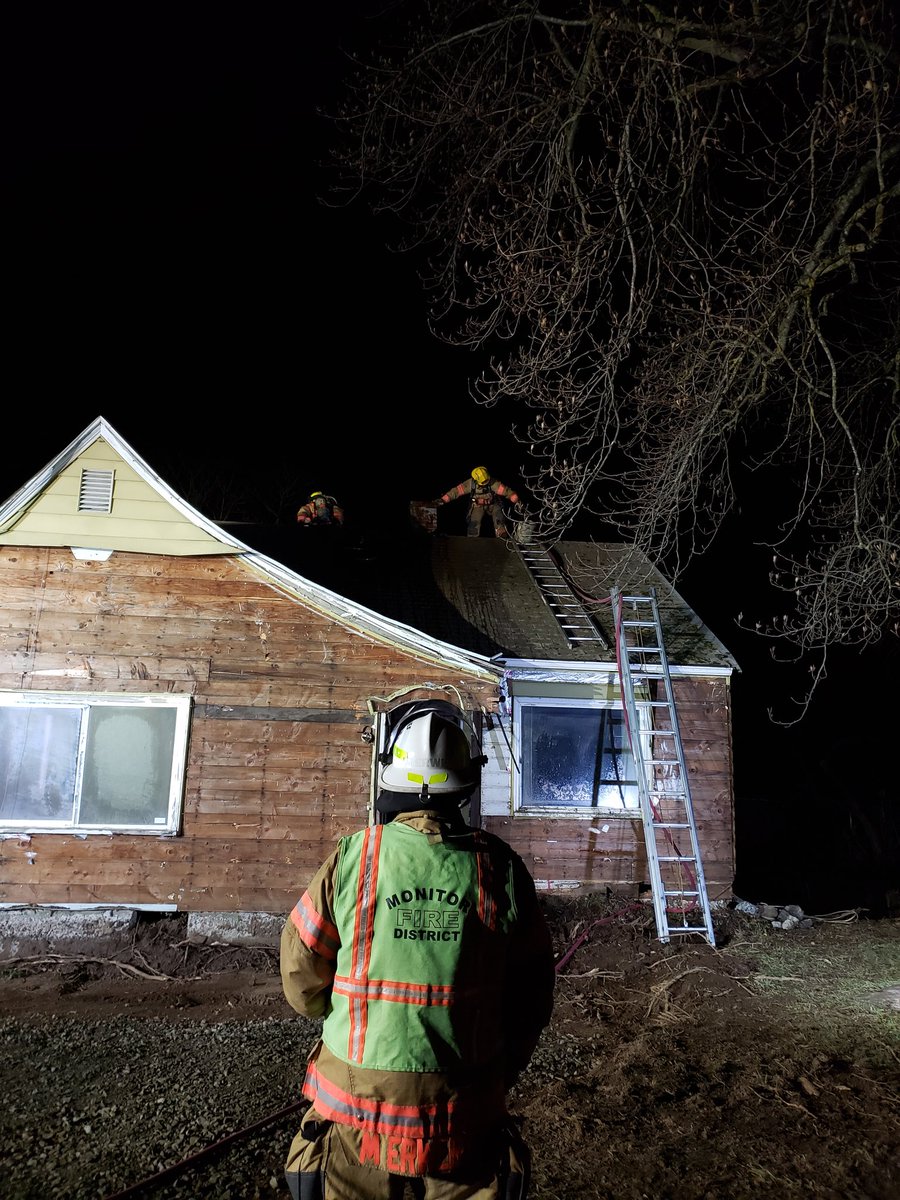 Monitorfdwatch's tweet image. Working on Chimney fire training at an acquired structure.