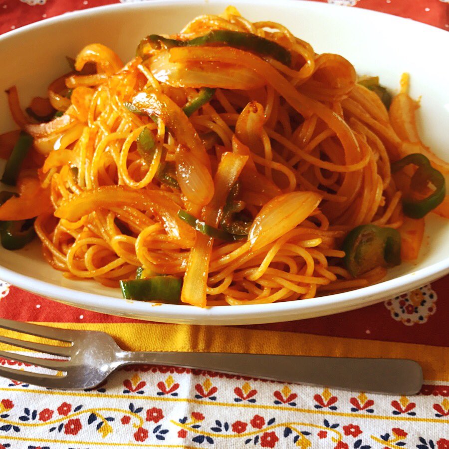 tama2channel's tweet photo. 今日のランチはナポリタン🍝
ナポリタン大好き❤
#lunch
#ナポリタン
#おうちごはん
#ひとりごはん https://t.co/7sNTpohicv