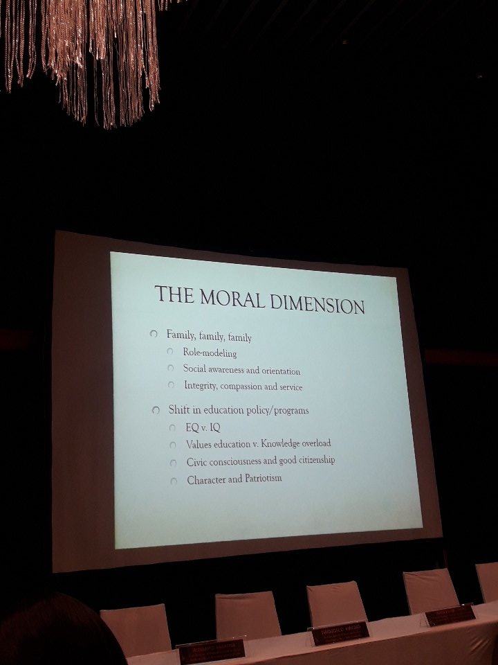 PCIJdotOrg's tweet photo. Pulido-Tan discusses the moral dimension of battling corruption #OpenContractingPH #OpenContracting https://t.co/N29q7lmesR