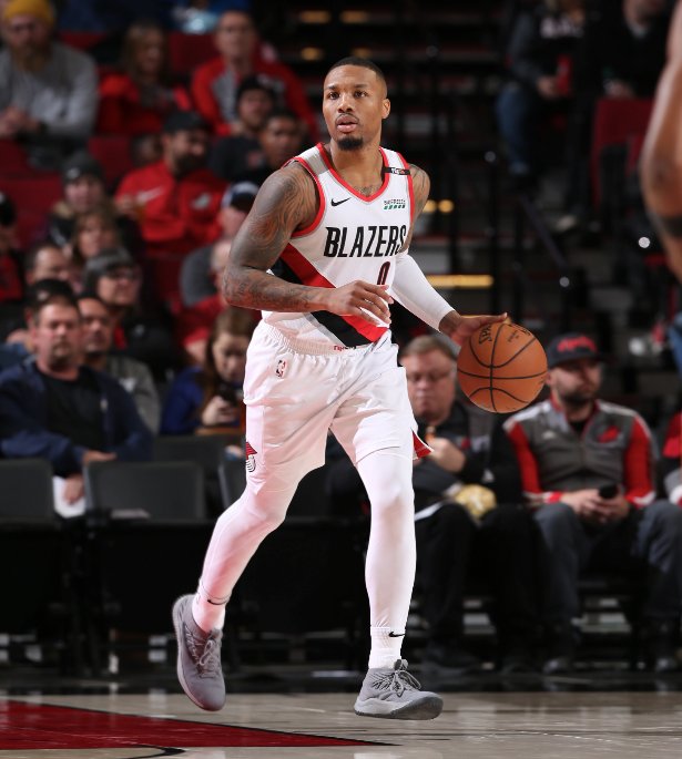 Damian Lillard (25 PTS, 8 AST, 5 REB) and Jake Layman (career-high 24 PTS) fuel the @trailblazers victory at home over PHX!
#RipCity 108
#TimeToRise 86
Zach Collins: 10 PTS, 5 REB
Jusuf Nurkic: 9 PTS, 14 REB