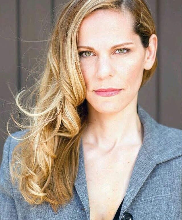 happydayprods's tweet photo. A #photoshoot with a great #photographer Brian Maris

#model #actress #actor #actorslife #actresslife #hardworkpaysoff #filmproducer #style #art #thisismyjob #skills #summermoore #beauty #tbt #setlife 
https://t.co/SJRYKODqM0
https://t.co/M135RR5qE2 https://t.co/79juPFj5tN