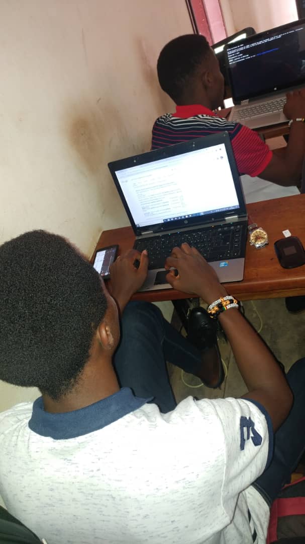 AkhenatonIbolo's tweet photo. We take the control of mobile development
Ps : intent
@AkhenatonIbolo
@CurtisKakeu
@krawist
@GhislainWabo https://t.co/VoN4rAF7B5