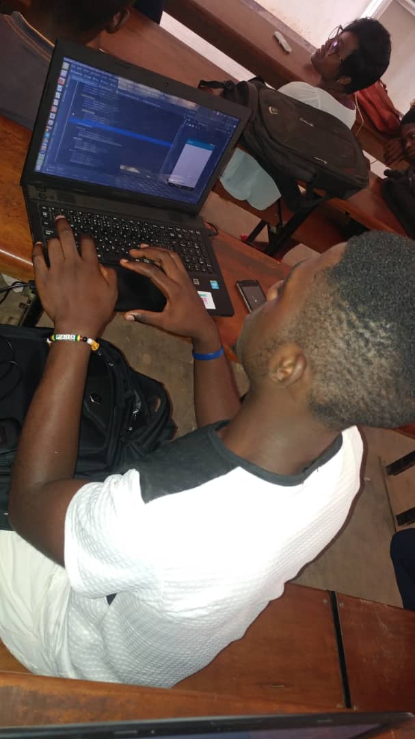 AkhenatonIbolo's tweet photo. We take the control of mobile development
Ps : intent
@AkhenatonIbolo
@CurtisKakeu
@krawist
@GhislainWabo https://t.co/VoN4rAF7B5