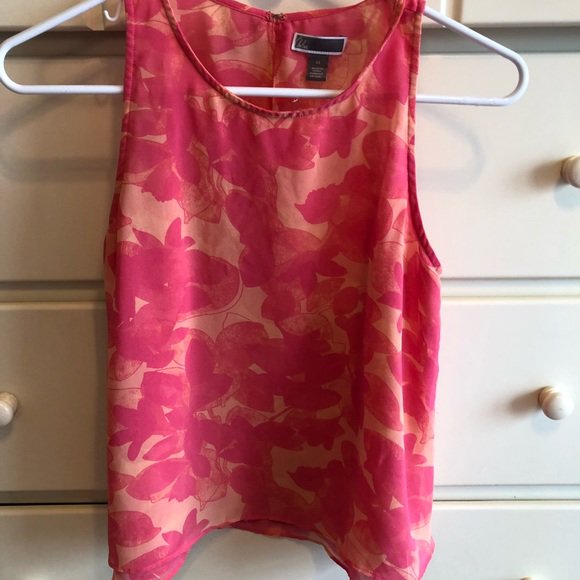 So good I had to share! Check out all the items I'm loving on @Poshmarkapp #poshmark #fashion #style<a href="/tag/fashion"class="tags"><span>#fashion</span></a><a href="/tag/shopmycloset"class="tags"><span>#shopmycloset</span></a><a href="/tag/style"class="tags"><span>#style</span></a><a href="/tag/marcjacobs"class="tags"><span>#marcjacobs</span></a><a href="/tag/poshmark"class="tags"><span>#poshmark</span></a>