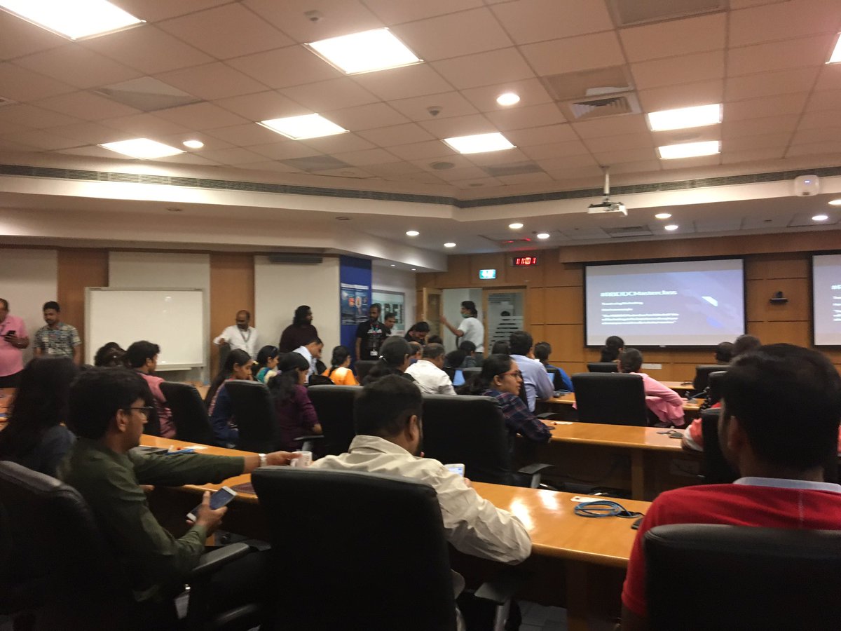 rmjblr's tweet photo. Wow that’s an amazing turnout for #RBEIDCMasterclass https://t.co/wJ8ebRMcmU
