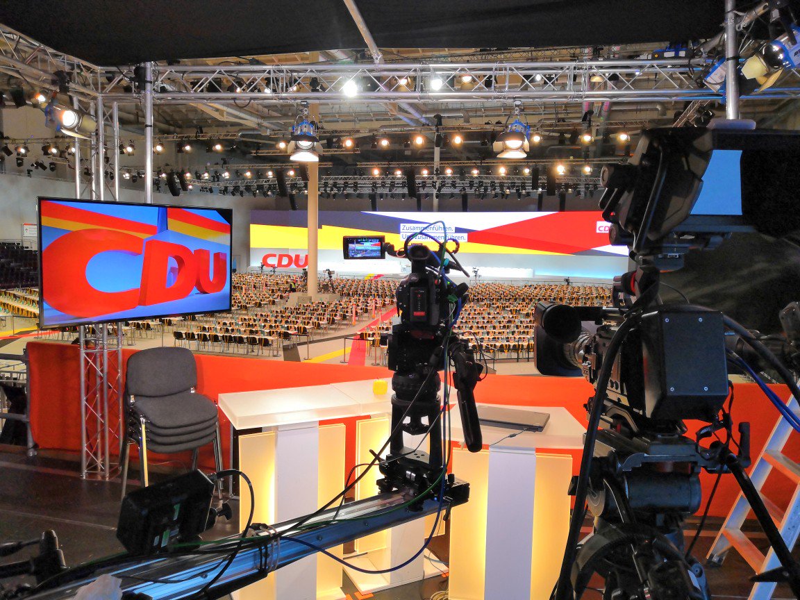 newscamera75's tweet photo. It's gonna be a very busy day. Live from #hamburg #cdupt18 for @ntvde with @christianwilp @LiveU_Events @liveu #jibjob https://t.co/bFXmLcJbJS