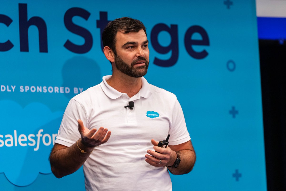 StartConHQ's tweet photo. We just uploaded all the amazing photos from the #FinTech, #AI and Disruption Stages at #StartCon2018. Check them out here: https://t.co/Nsros30C7S https://t.co/B4JafrQj58