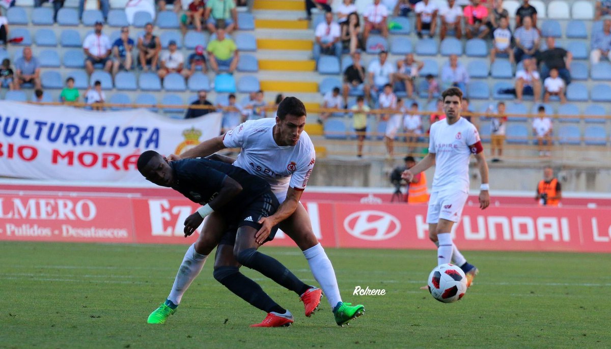 Los ganadores de las entradas Hyundai para el partido de liga entre la <a href="/CyDLeonesa/">Cultural y Deportiva Leonesa</a> y el <a href="/clubdepguijuelo/">Club Deportivo Guijuelo</a> son <a href="/vraleon/">VRA🦁</a>  y  <a href="/jorgegarciiaaa_/">Jorge🦁</a>   
Enhorabuena y a disfrutar del partido! 
#AupaCultu #Hyundai #leonesp #BlackWeek