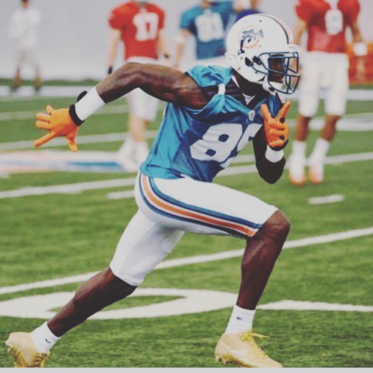 FirstBakeTweets's tweet image. Tbt @ochocinco 🏈🔥👌🏿