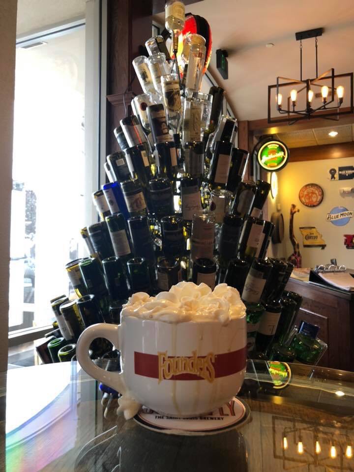 18belowdesign's tweet image. #goodmorning one of our customers enjoying a cup at the #winebottletree