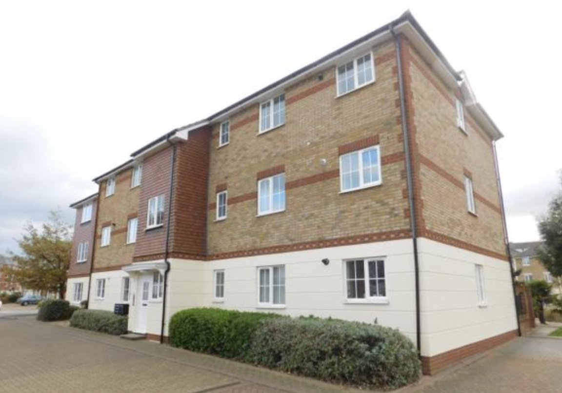 NEastbourne's tweet photo. 2 BEDROOM FLAT TO #RENT

LONG BEACH CLOSE

£800 PCM FEES APPLY 

Northwood offer to the market this two bedroom first floor apartment located in the ever popular Sovereign Harbour development...  

https://t.co/DmfC7luyu8

#househunting #eastbourne @RightMove https://t.co/iw89hzrh7b