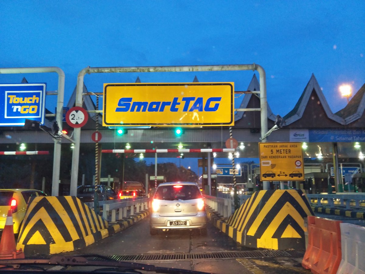 טוויטר Rezal בטוויטר Plustrafik Plus2u Plaza Tol Ayer Keroh Melaka Mana Staff Jem D Smart Tag Ni Https T Co Ttco3n9dux
