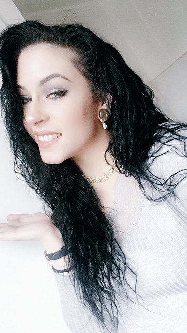 I&rsquo;ll be at the #Prague #erofest today!! Any one gonna come see me? https://t.co/9Ee1yZ2wZc<a href="/tag/prague"class="tags">#Prague</a><a href="/tag/erofest"class="tags">#erofest</a>