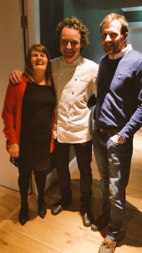 I would like to thank <a href="/TomKitchin/">Tom Kitchin</a> <a href="/TheKitchin/">The Kitchin</a> and Kate for the invite to the Bonnie Badger last night it was great to see all around your new venture and meet some of the staff we wish you every success it is a stunning place you have