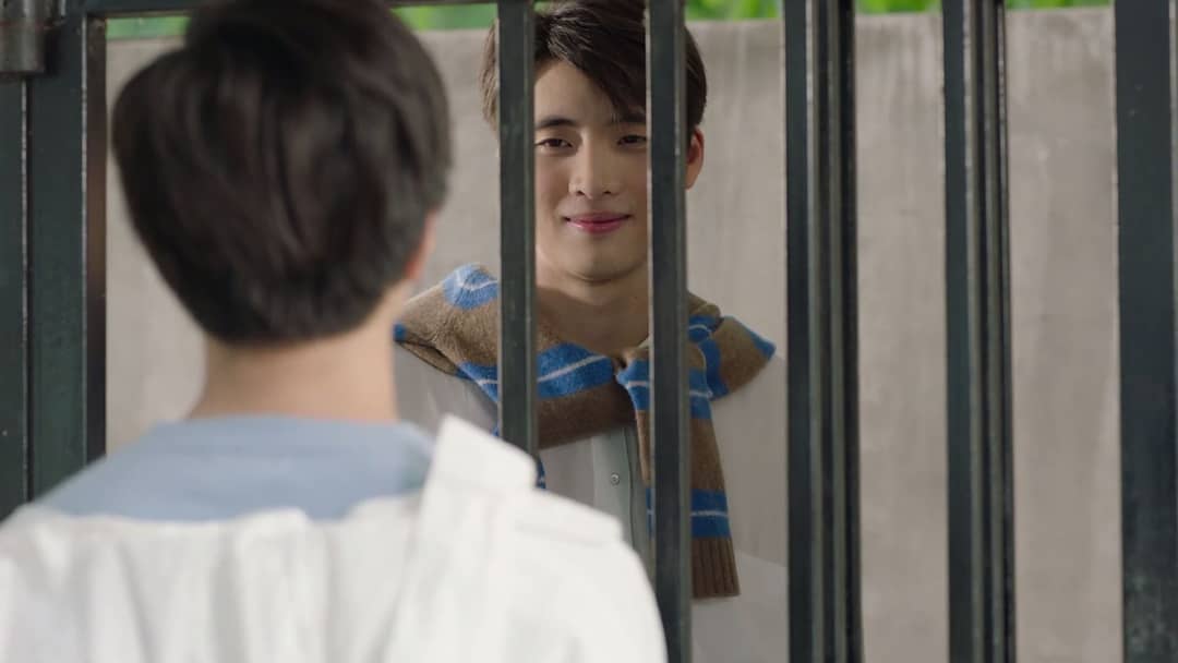 SYNOM34N's tweet photo. สองรูปนี้มันต่างกันตรงไหนให้ทาย 
#2wish #กระแสน้ำตา https://t.co/U0XdNh9AOo