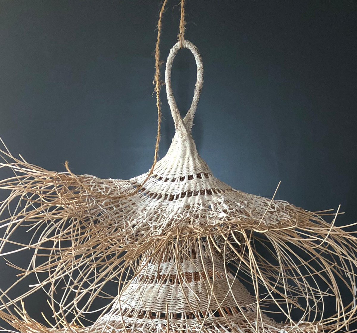 "La original creación del artesano extremeño fue la protagonista de la velada celebrada el pasado martes con la Revista Interiores en The Principal Madrid Hotel" 

Gracias <a href="/interioresmag/">Revista Interiores</a> y Javier Sánchez Medina.

Puedes leer más aquí: bit.ly/2StF3Nw