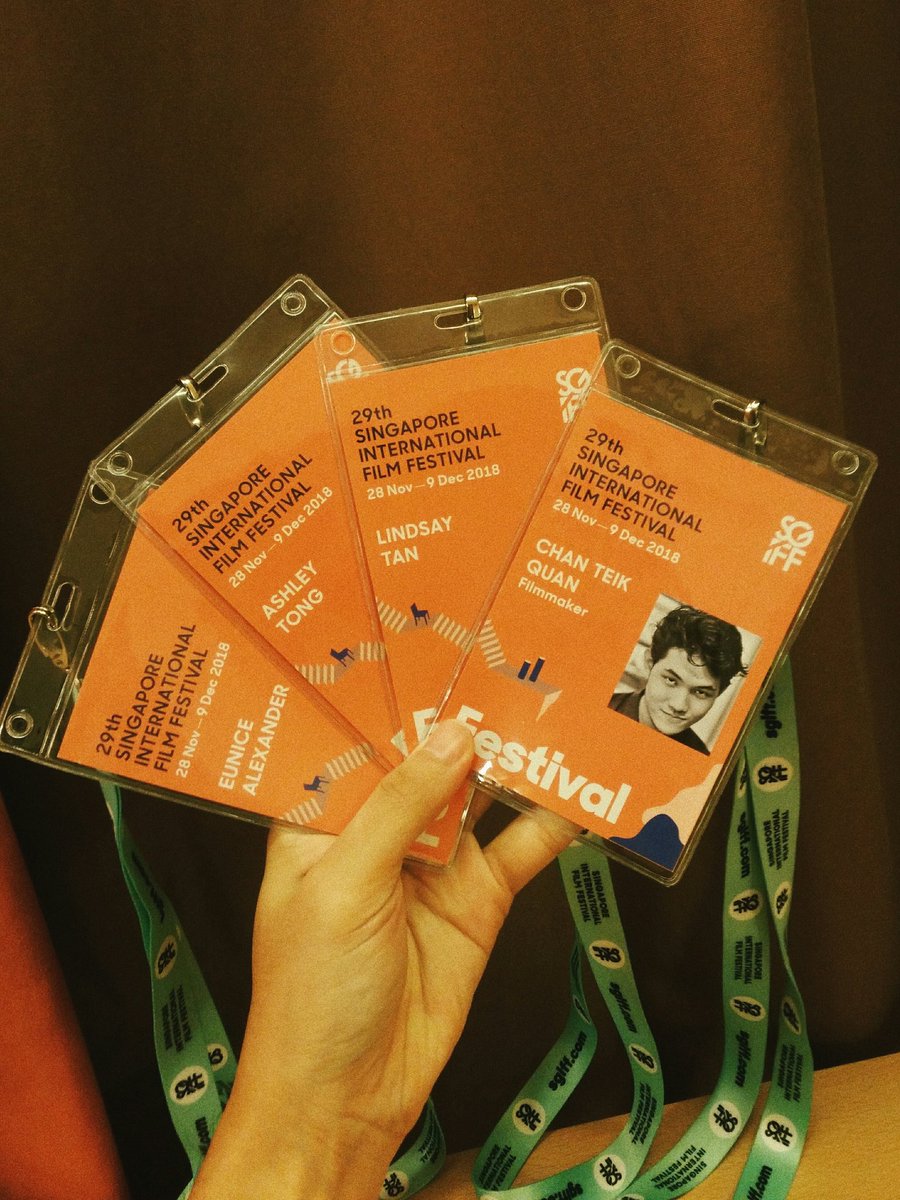 dearfauntin's tweet image. SGIFF 2018 Day 1: I'm starting to think that attending big international film festivals is not for me because I have no social skills #sgiff2018 #LettheMagicIn