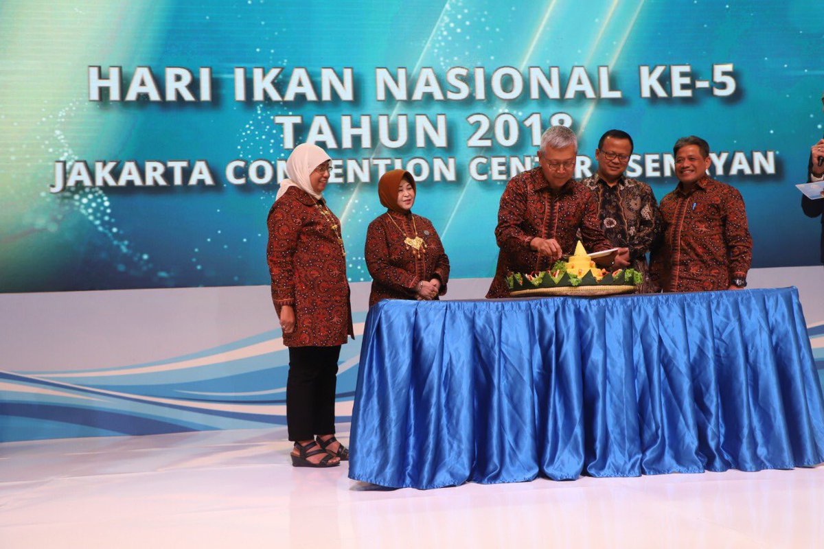 KKP mengajak seluruh Organisasi Perangkat Daerah (OPD) agar serentak bersama-sama mengkonsumsi ikan, turut menyemarakkan #Harkannas2018 di lingkungan kantor Pemda, dan menyelenggarakan pertemuan Forikan Daerah, workshop, bazar perikanan, lomba masak, festival kuliner ikan, dll.