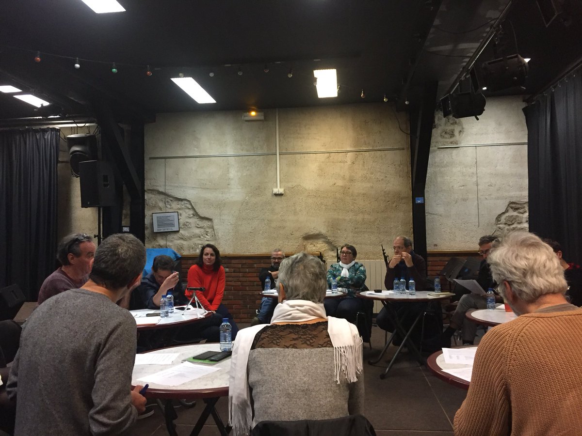 Ce matin dans le cadre de l’Instantané chanson au <a href="/Hangar_94/">Le Hangar 94</a> une réflexion a été menée par des artistes, enseignants, lieux &amp; collectivités sur la spécificité de l’action culturelle dans le secteur des musiques actuelles pour les collégiens et lycéens. Restitution cet après-midi!