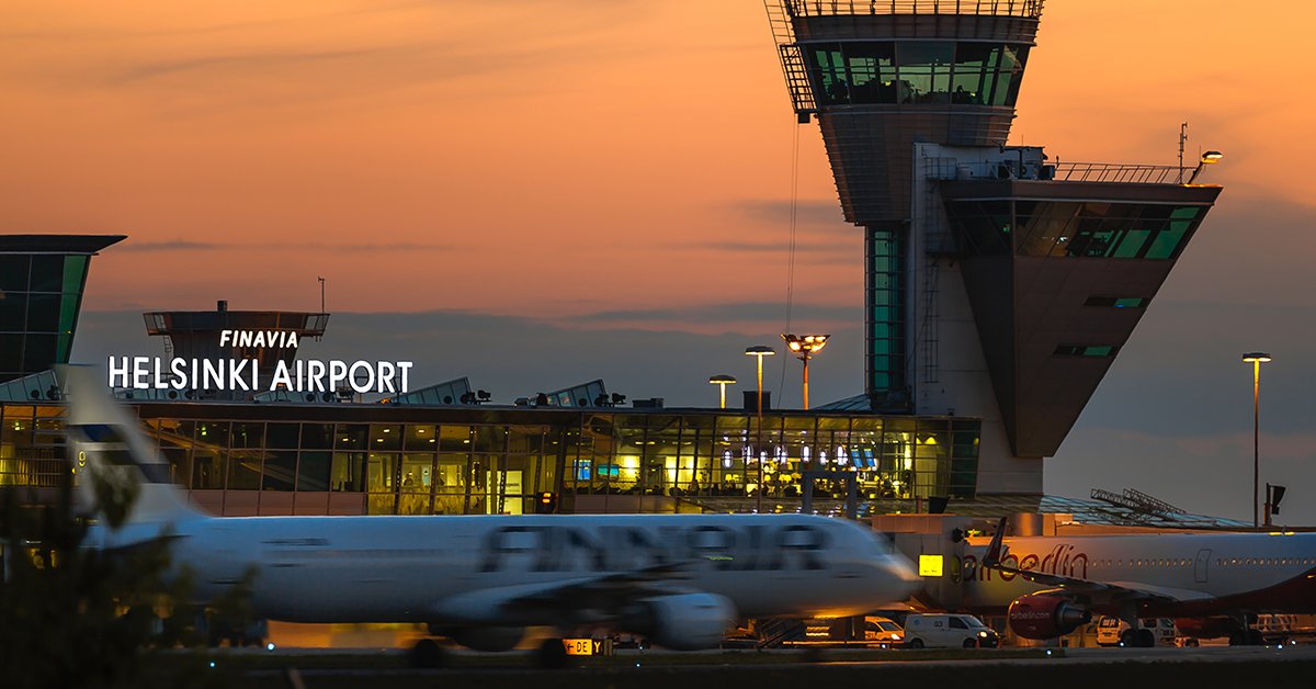 HelsinkiAirport's tweet photo. During the afternoon rush at Helsinki Airport, there can be over 80 aircraft and up to 350 motor vehicles on the apron. The safety of passengers and employees is always the top priority. Read more: https://t.co/WTTbbSfiNT #smoothtravelling #HelsinkiAirport https://t.co/b7fgqTnbw5