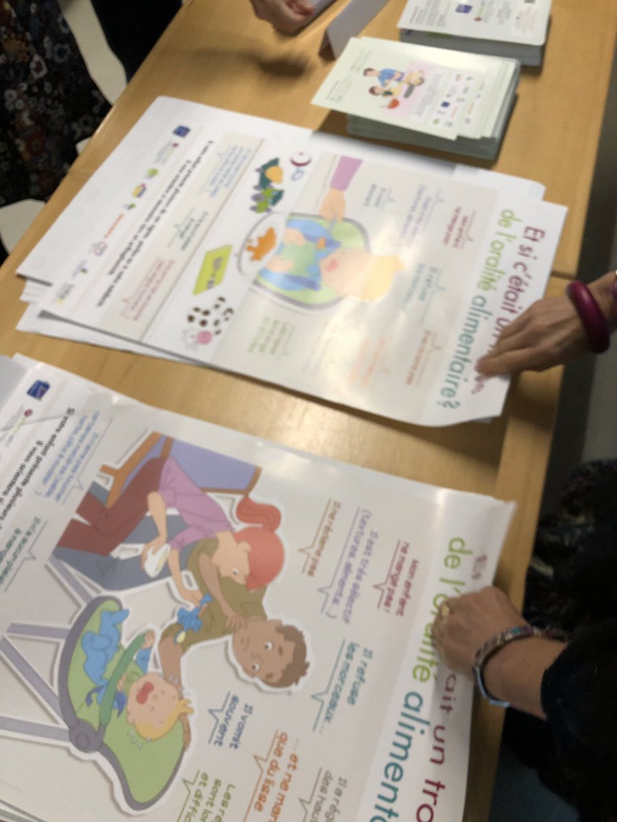 Plaquettes et affiches - sensibiliser les professionnels aux troubles et aux possibilités de prise en soin des enfants présentant des troubles de l’oralité alimentaire et d’accompagner les parents au mieux. @cplol_eu <a href="/ASHAWeb/">ASHA</a> <a href="/orthophonistes/">FNO</a> @MCAsupporttool