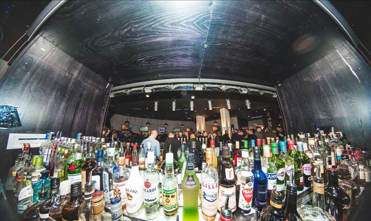 SharkClubUK's tweet image. Looking for the ultimate start to a weekend in the Toon? 🍻 🎉 

@SharkClubUK is the place to be for great drinks deals and food!

#SharkClub #GameOnSC