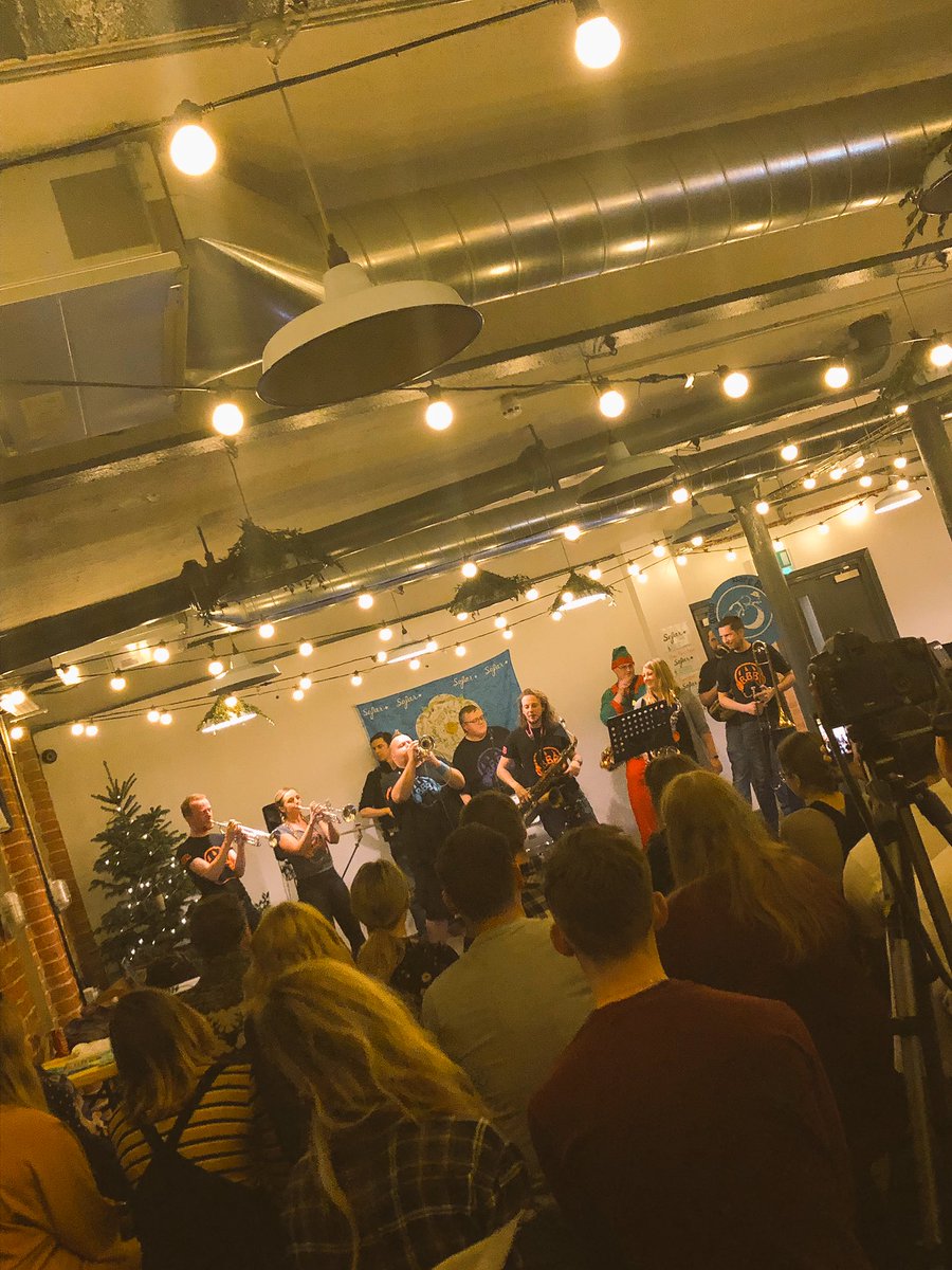 I had such a good night at my first <a href="/sofarsounds/">Sofar Sounds</a> experience with <a href="/SofarLeeds/">Sofar Sounds Leeds</a>. Will 100% be back again 👌🏻