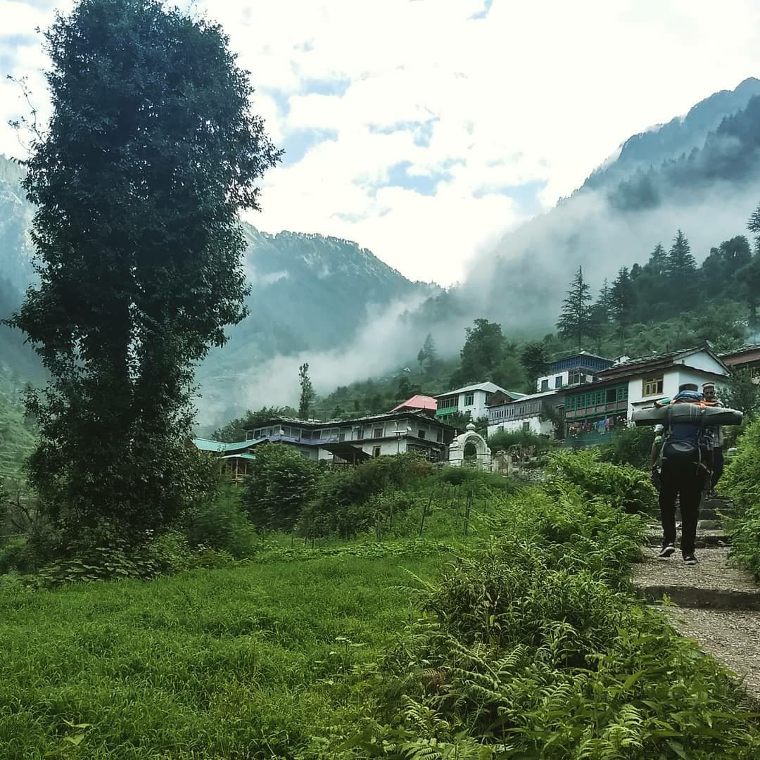 It's amazing place to travel as a #backpacking traveler in #india only one place..It's stunning #Shimla..
Pic :#shimlalife 
@Sostraveluk @Adventuringgal @FolderRed @wearewunders @shimlalife @himachal_zoom @7sisterstates @anorthernexplr @NorthEast8India @DiscoverNE_7 @Simply_Mili