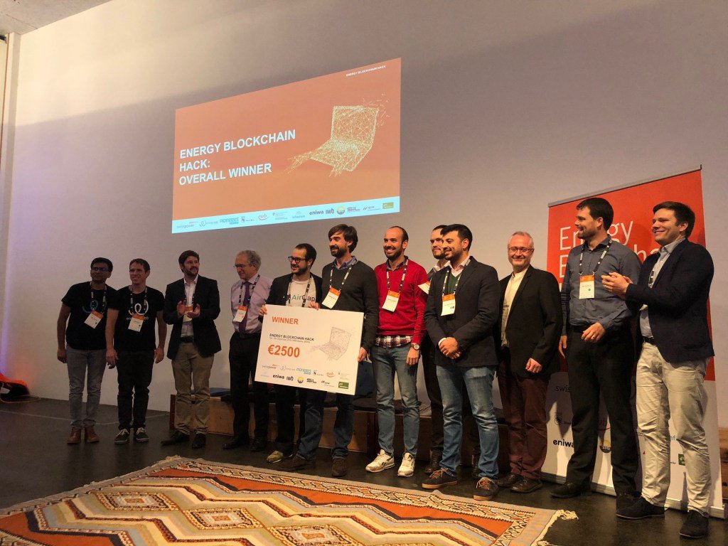 BFEenergeia's tweet image. #energyblockchainhack: 48 Stunden, 42 smarte Köpfe, 13 #smarte Lösungen @Swisspower_CH energeiaplus.com/2018/12/07/ene…