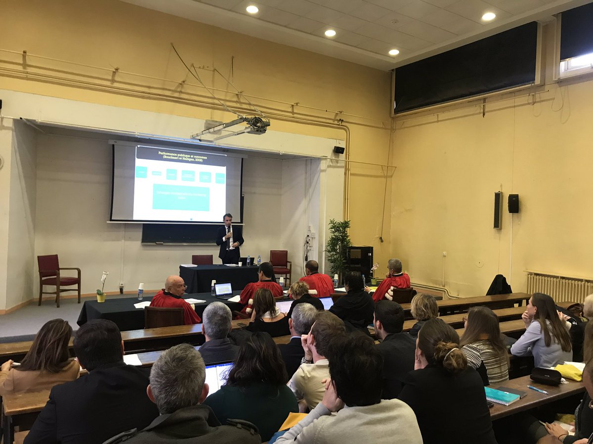 Ce matin, notre directeur <a href="/christophealaux/">Christophe ALAUX</a> soutient son habilitation à diriger les recherches (HDR). Les notions de #markterr #attractivité résonnent dans l’amphithéâtre de <a href="/IMPGT_UnivAMU/">IMPGT Officiel</a>.