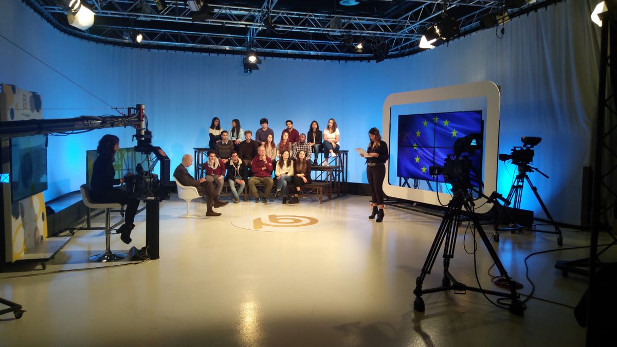 Grazie a tutti i giovani reggiani che hanno animato ieri sera la prima puntata di #PrimoBanco su <a href="/Telereggio1/">Telereggio</a> nell'ambito del progetto #Ventotene del @ComuneRE, sostenuto dalla <a href="/RegioneER/">Regione Emilia-Romagna</a>!