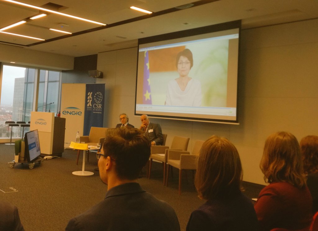 '#VET is a valid first choice and not a plan B' affirms Commissioner Marianne Thyssen at Equipping Youth & Business for the #FutureOfWork Conference  organised by @CSREuropeOrg today. Partners of #AC4SME project are engaged in promoting this message every day #ApprenEU #Skills