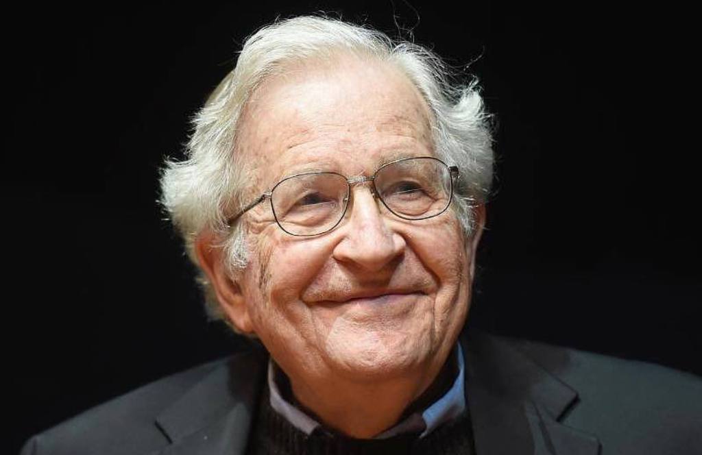DrPnygard's tweet photo. Birthday today of #NoamChomsky, born in Philadelphia (1928). First rose to fame as a linguist, with his theory that humans have an instinctual tendency to develop languages, the same way that birds have an instinct to fly. He wrote about his theory in #SyntacticStructures (1957). https://t.co/6nScADb6IT