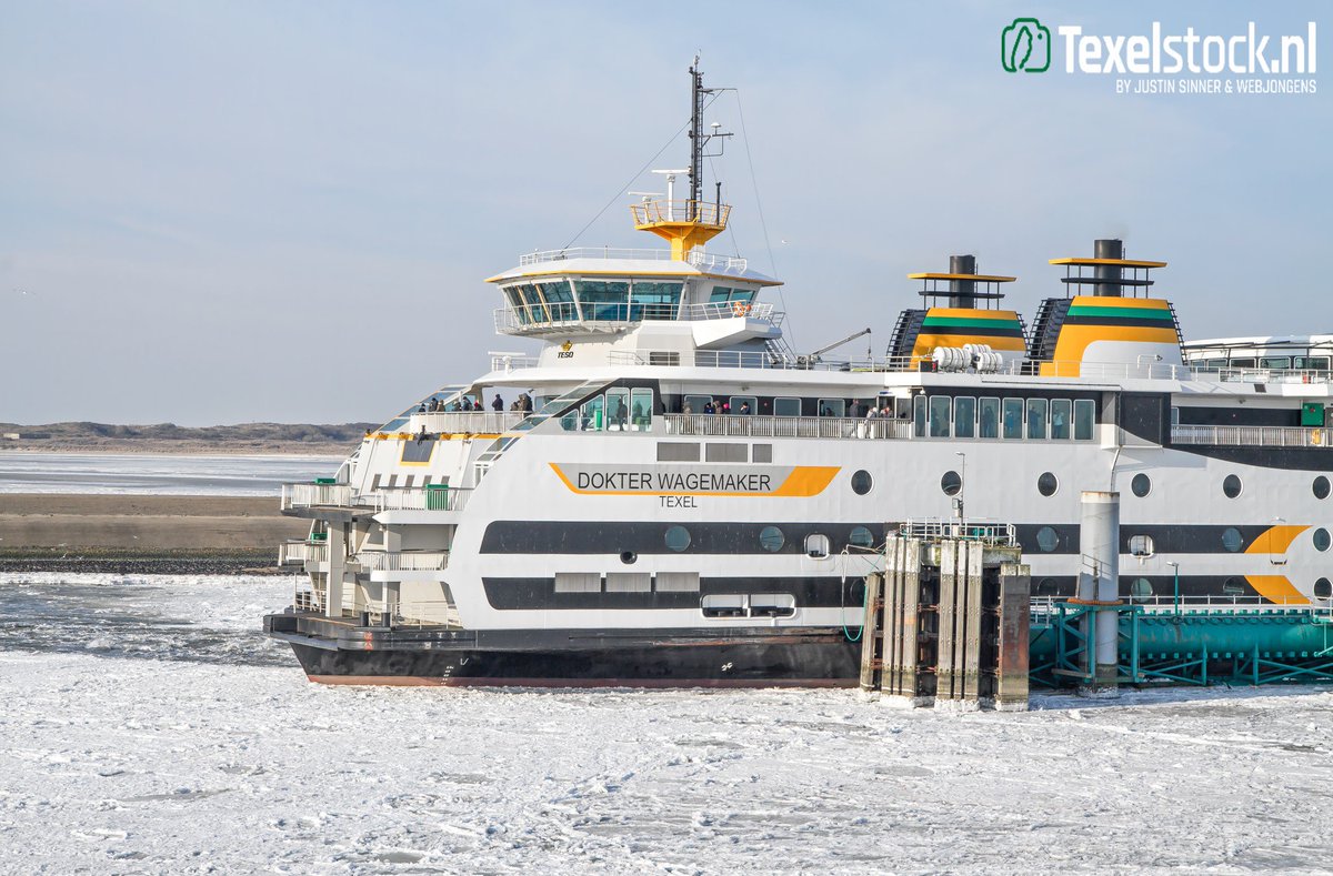 TexelStock's tweet image. Teso&apos;s Dokter Wagemaker door het ijs, prachtig gezicht!
Bekijk het hel;e winter aanbod op: texelstock.nl

Foto: @Justin_Sinner 
#Texel #TESO #wagemaker #texelstock #stockfoto #texelfoto