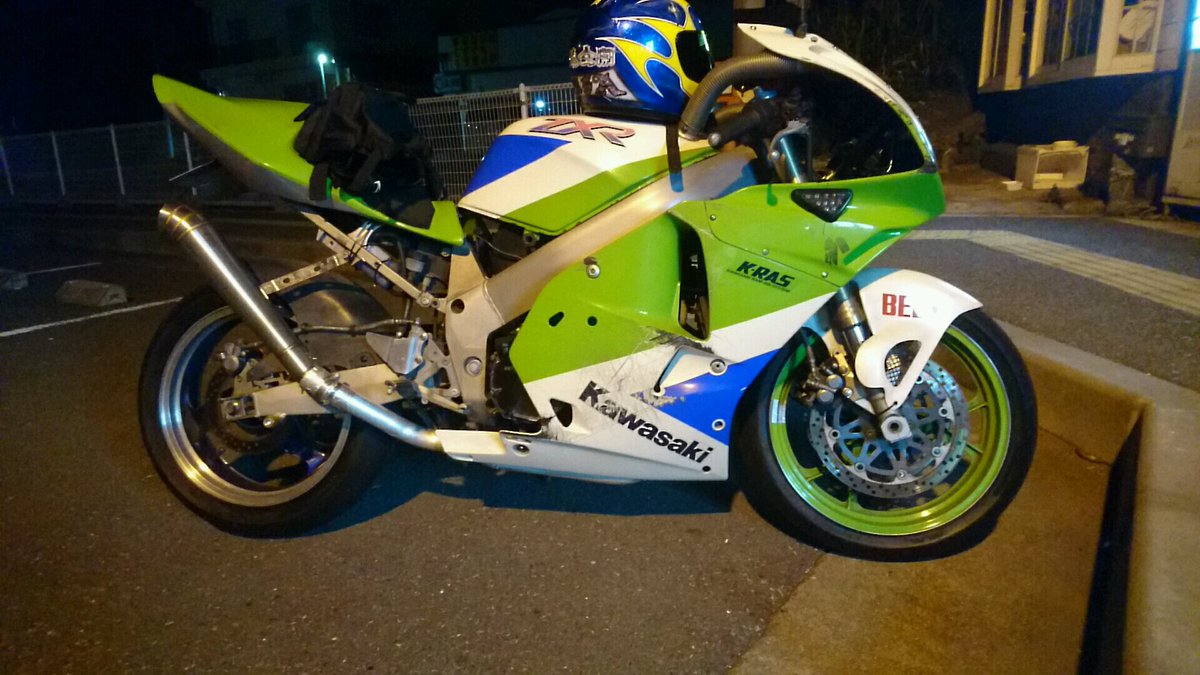 ⑫リヤ18インチのルックスも好きだけど、スパコルを履きたいが為に17