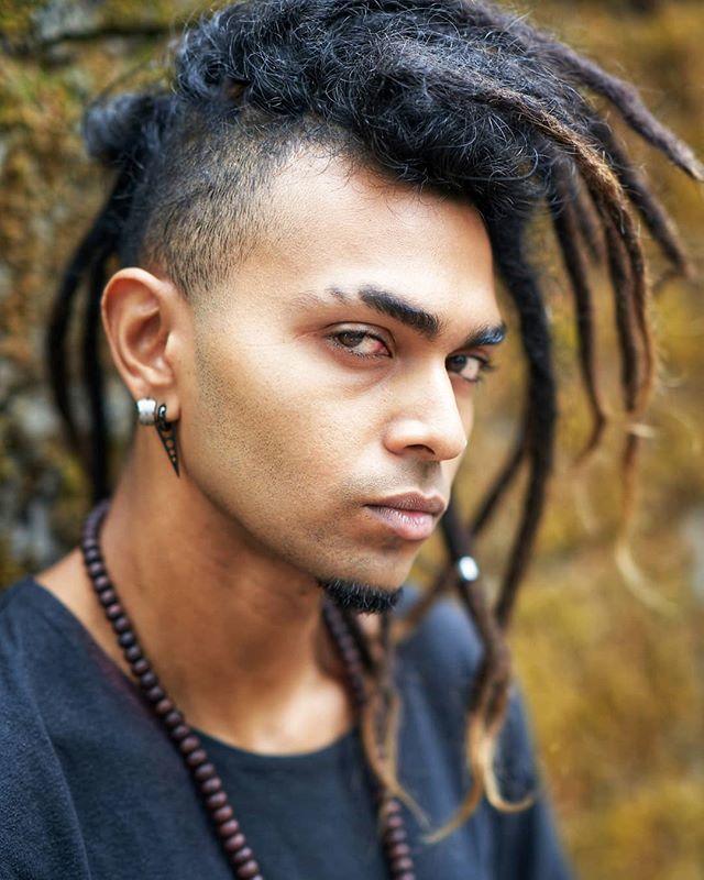 hugoiglesiaspho's tweet photo. N E I L 🎵
@nluzn
#bali #baliphotographer #balimodel #baliindonesia #balibody #surf #neillusion #love #photography #dj #beach #balibible #sunset #instagood #electronicartist #hugoiglesiasphoto #earrings #guyana #eyes #rasta #baliprod #balimusic #musi… https://t.co/XdS0WFupSi https://t.co/Tjt0LjgRkH