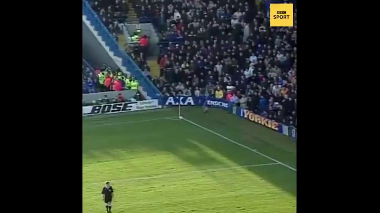 What a moment for the Chelsea legend - his first goal for the club back in 2000.

Happy birthday John Terry! 