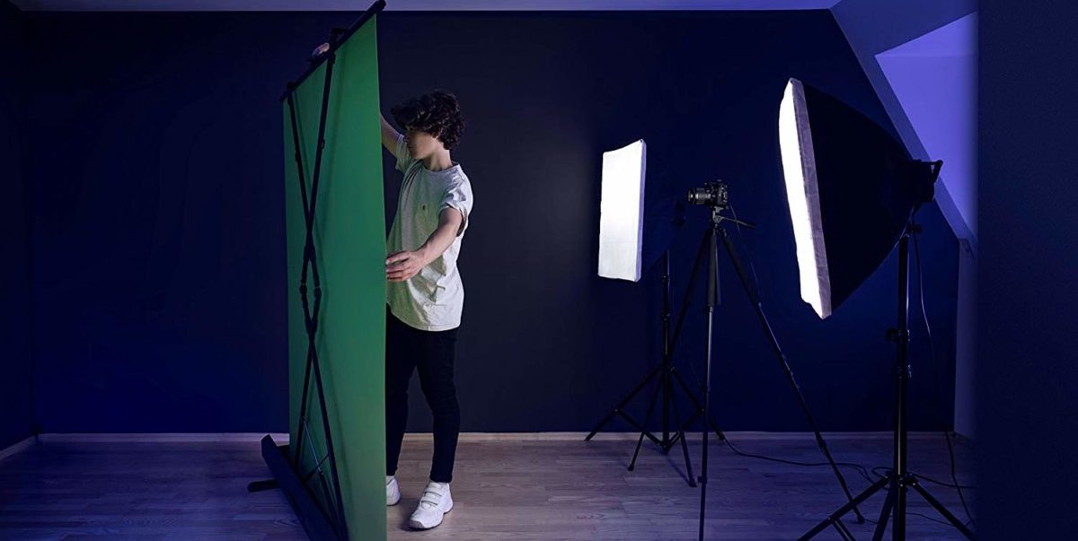 GamerPlanet2017's tweet photo. Elgato Green Screen - Ausfahrbares Chroma-Key-Panel #Elgato #GreenScreen #Grün #Hintergründ #Live #Livestrem #Stream https://t.co/giNZDwQOO1 https://t.co/5qyiuSLTNP