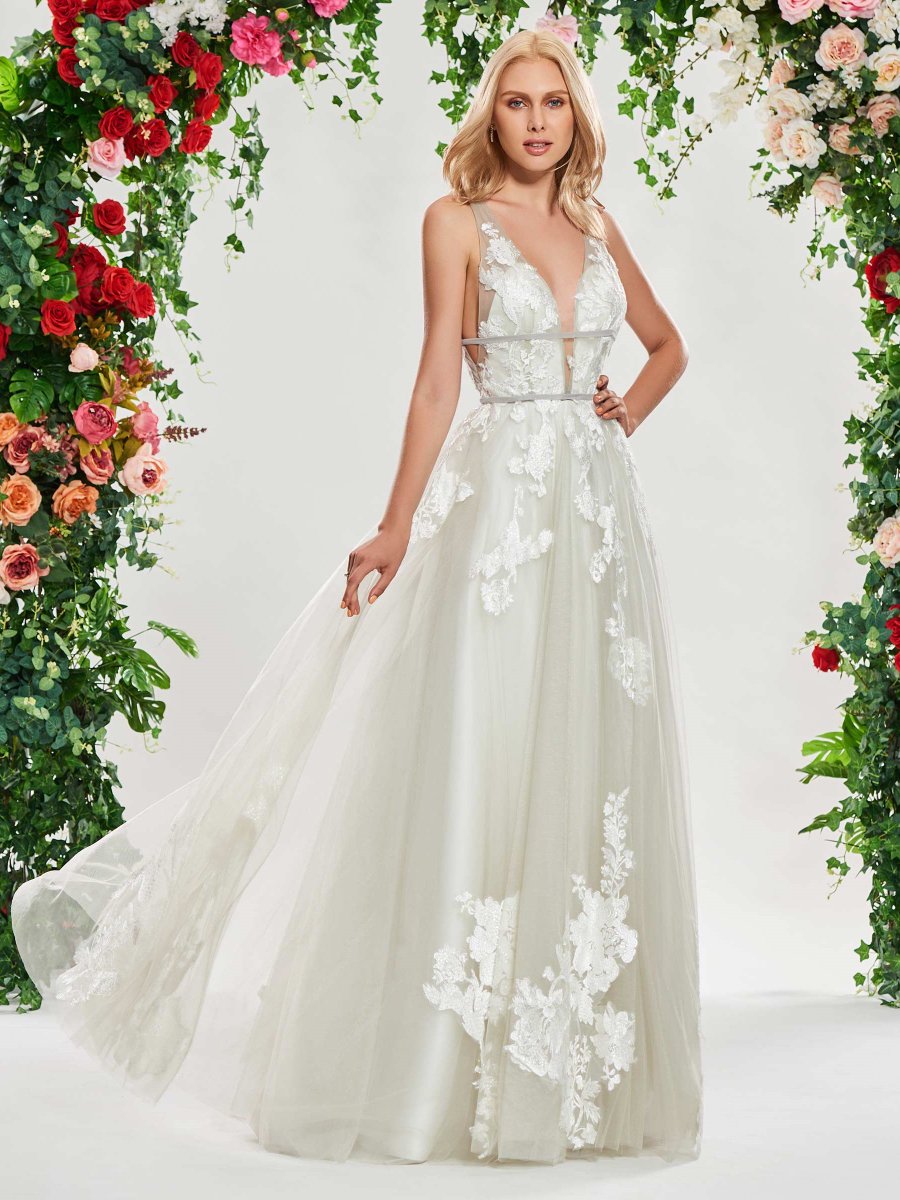 DressweReviews's tweet photo. Sexy Deep V-Neck Appliques Wedding Dress🍒🍒
#dresswereviews #reviewsdresswe #weddingdress 
🌽https://t.co/K2Mxpx28Nb https://t.co/sBaLjklxf3