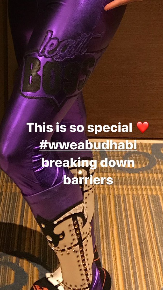 moneslegitkrew's tweet image. Time for change. @SashaBanksWWE 12/7/17 #ThisIsHope