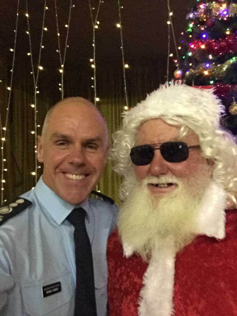 An absolute pleasure to formally recognise the huge contribution of our @CFA_Members at Netherby FB Congratulations all service awards recipients. Thanks to 🎅 Merry Christmas Netherby
Thank you GO Jo &amp; Graeme for assistance and hospitality tonight.