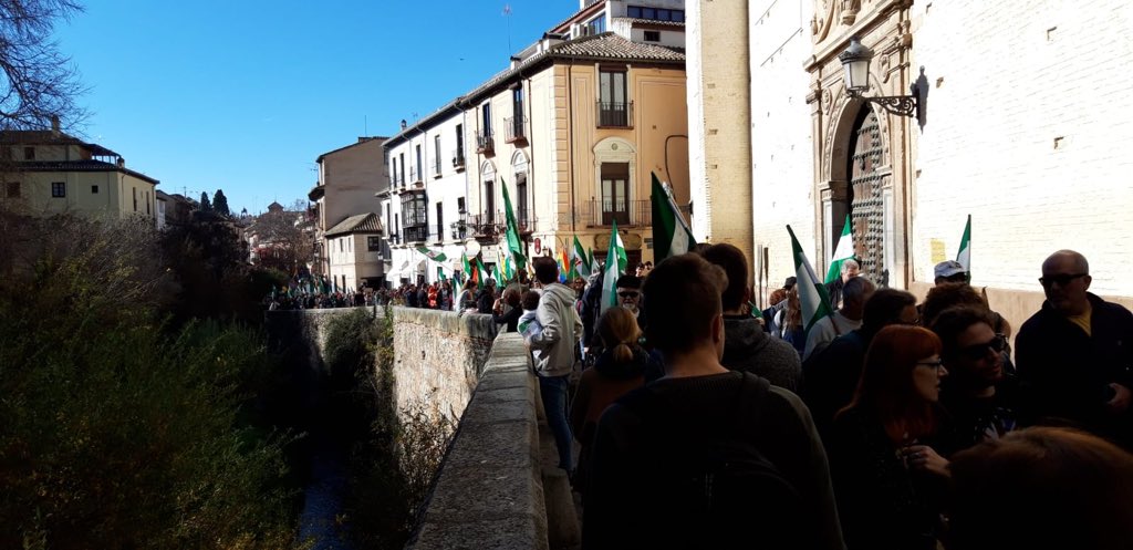Plataforma4D's tweet photo. Algunas imágenes de la manifestación de ayer en Granada: https://t.co/YRw2K0AIt4