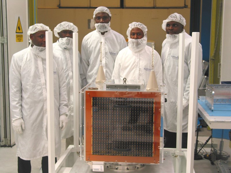 NIGERIASAT-1
Launch Date: 27 September 2003
Operator: NASRDA
Type: Earth Observation
Sensor Type: Optical
Resolution: 32m
Swath Width: 600km
Number of Bands: 3
Launch Site: Plesetsk Kosmodrome, Russia