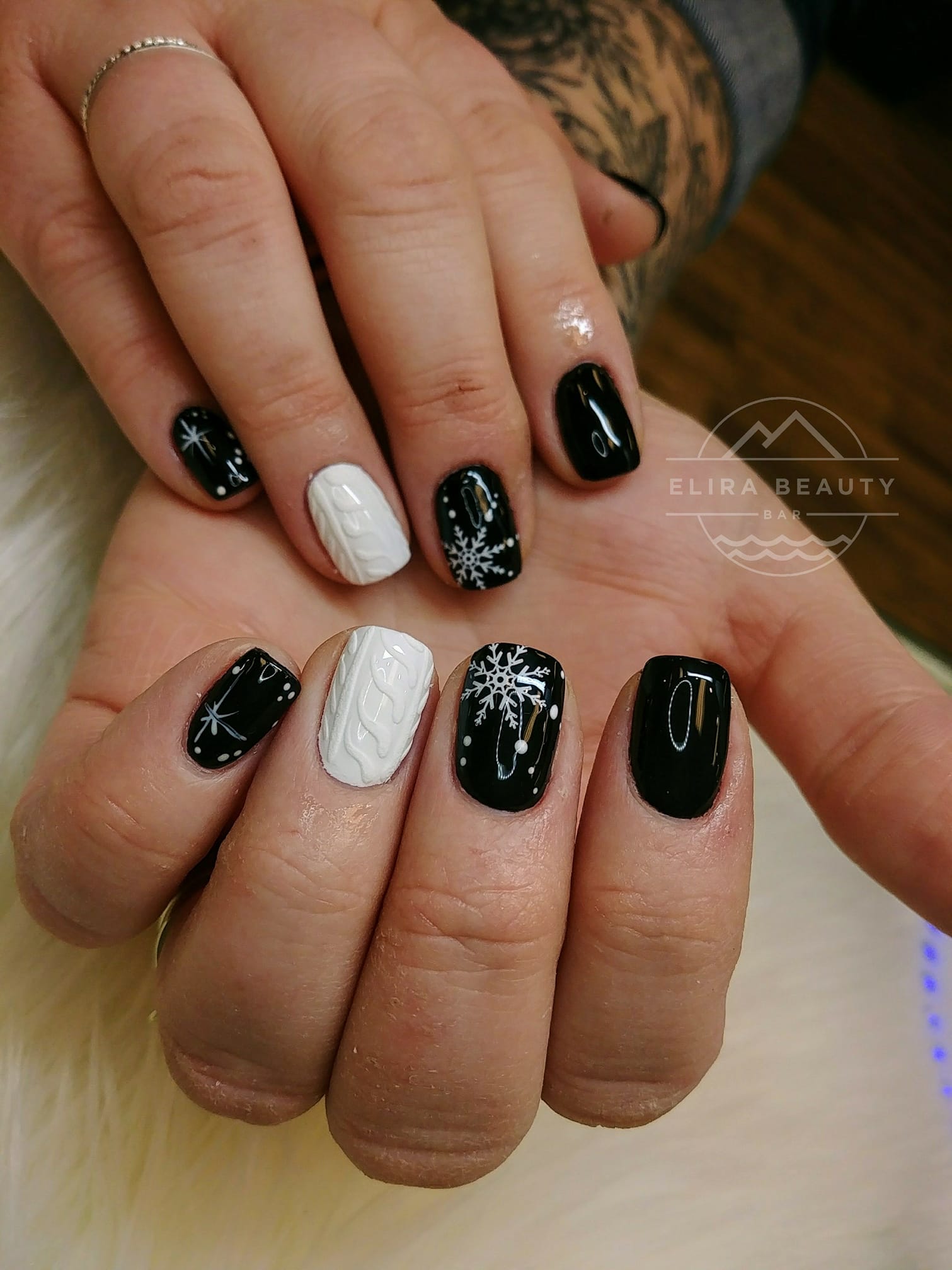 EliraBeautyBar on X: "Christmas Nails don't always have to be green and white. Check our these black and white Christmas nails with a sweater design. #nailsalon #nail #naileditholiday https://t.co/cgTfkXNMrk" / X